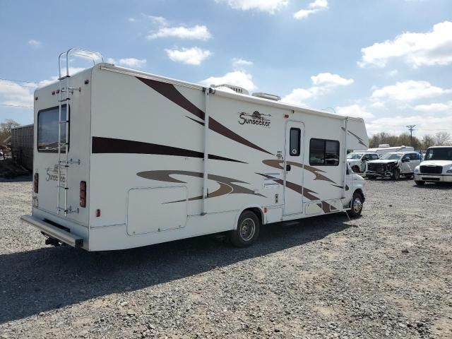 2006 Ford Econoline E450 Super Duty Cutaway Van