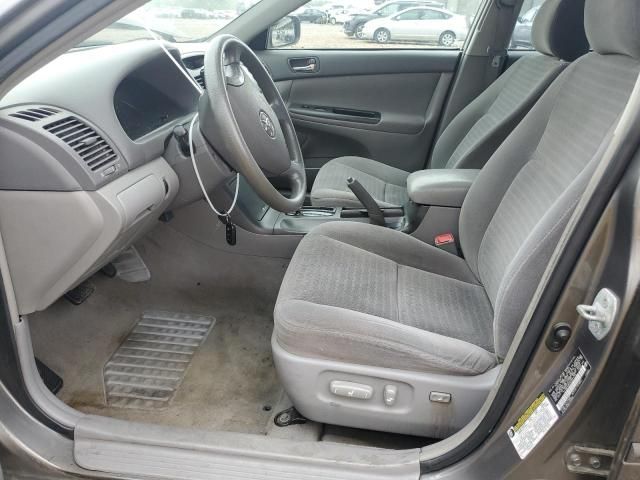 2005 Toyota Camry LE