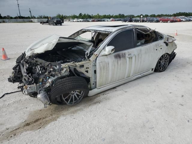 2012 Hyundai Equus Signature