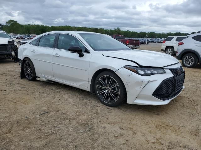 2019 Toyota Avalon XLE