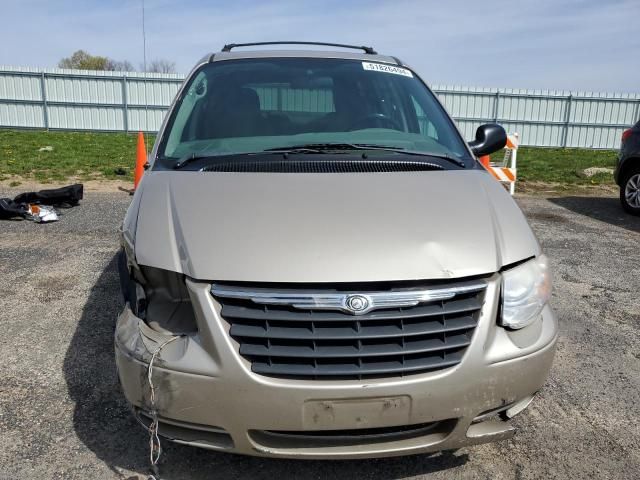 2006 Chrysler Town & Country Touring