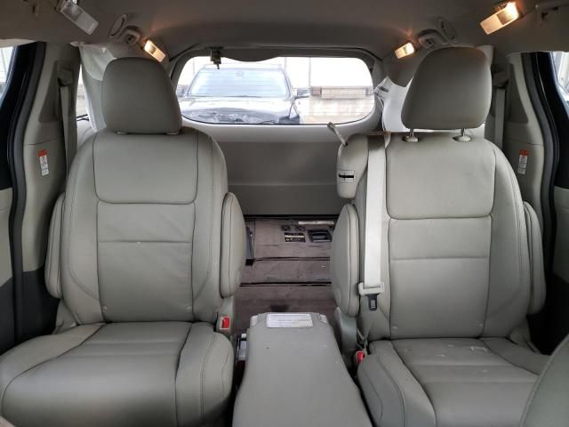 2017 Toyota Sienna XLE