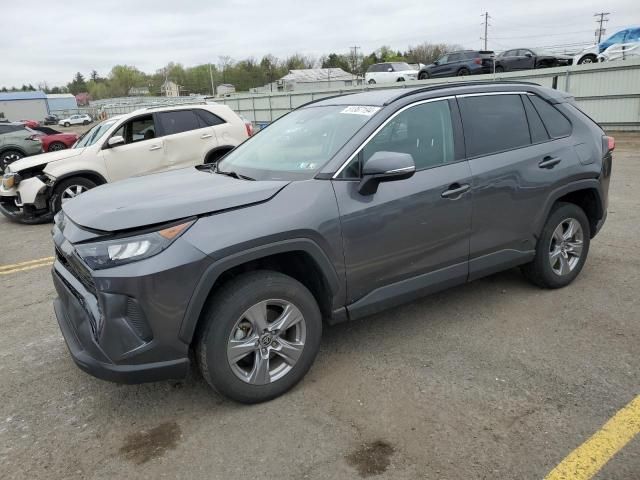 2022 Toyota Rav4 LE