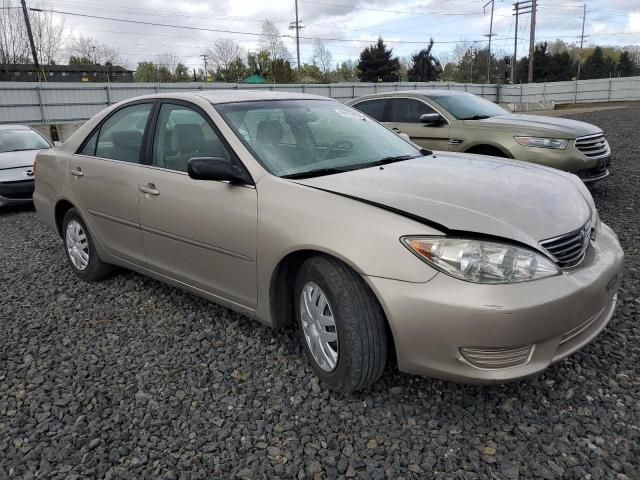 2005 Toyota Camry LE