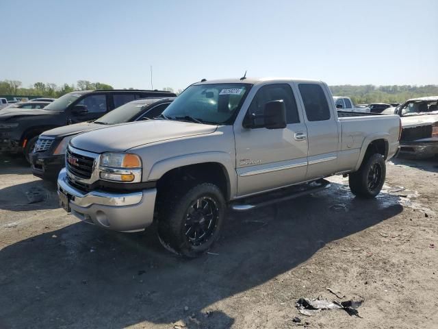 2004 GMC Sierra K2500 Heavy Duty