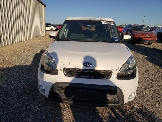 2013 KIA Soul +