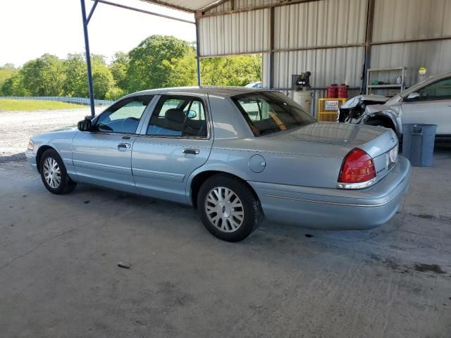 2004 Ford Crown Victoria LX