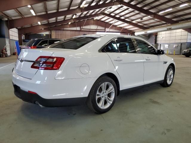 2015 Ford Taurus SE