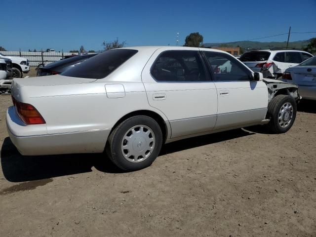 1995 Lexus LS 400