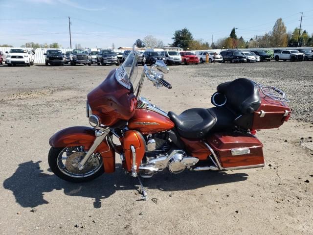 2010 Harley-Davidson FLHTCUSE5