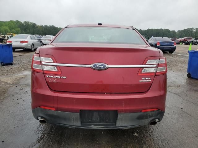 2015 Ford Taurus SEL