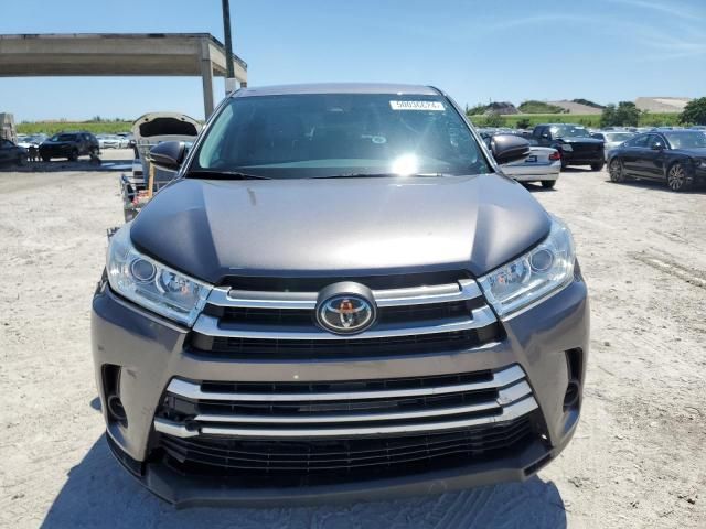 2019 Toyota Highlander LE