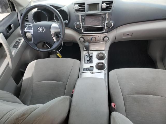 2013 Toyota Highlander Base