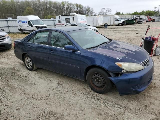 2005 Toyota Camry LE