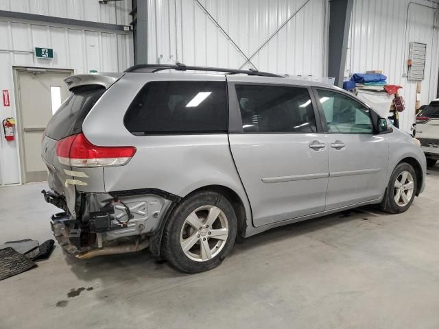 2014 Toyota Sienna XLE