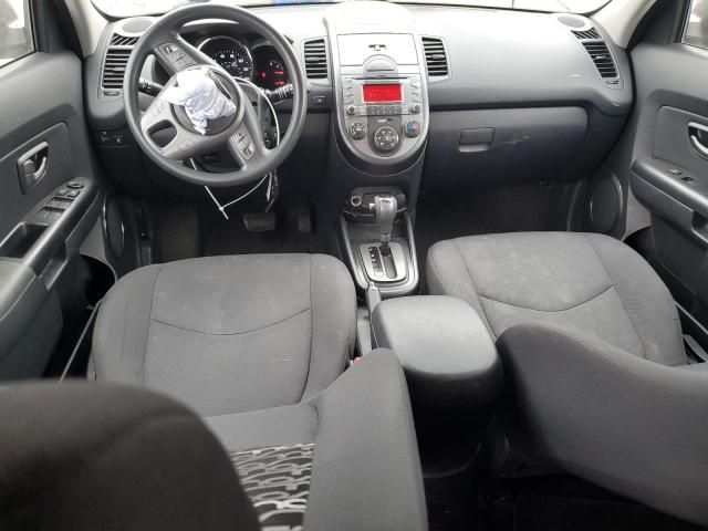 2010 KIA Soul +