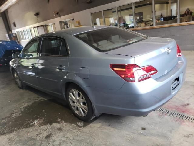 2010 Toyota Avalon XL