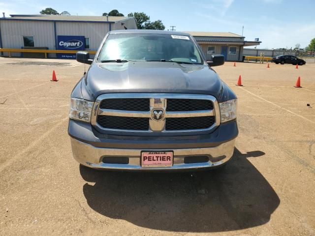 2020 Dodge RAM 1500 Classic SLT