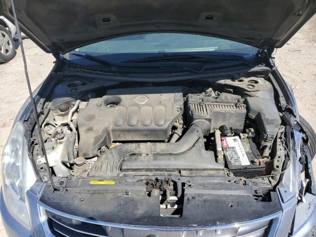 2010 Nissan Altima Base