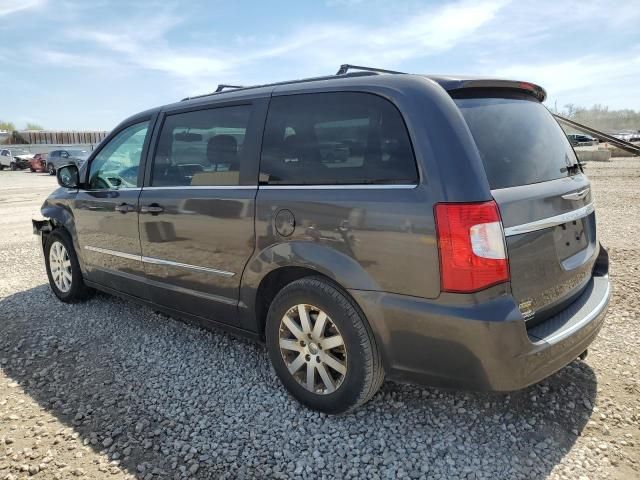 2016 Chrysler Town & Country Touring