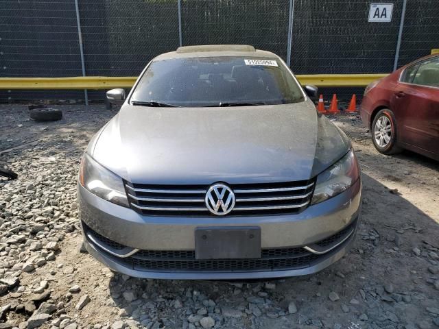 2014 Volkswagen Passat SE