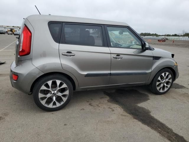 2013 KIA Soul +