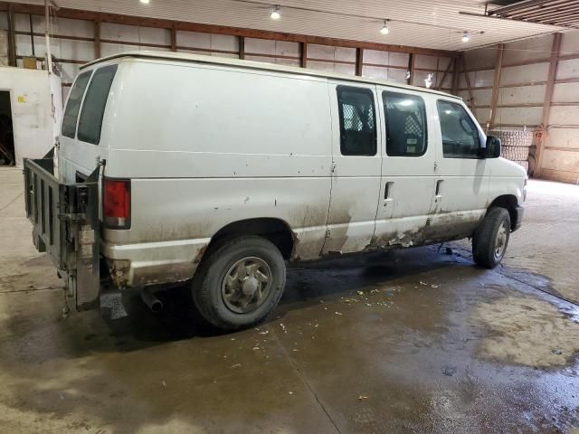 2014 Ford Econoline E350 Super Duty Van