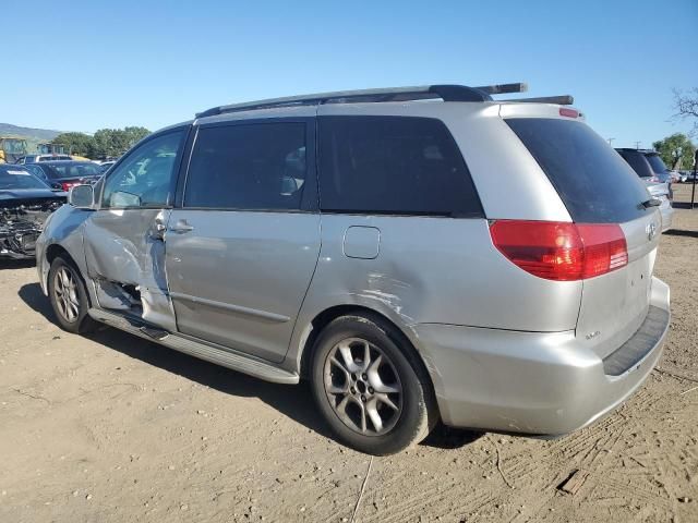 2004 Toyota Sienna XLE