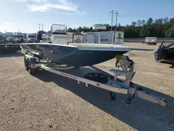 Salvage boats for sale at Greenwell Springs, LA auction: 2020 Land Rover 200 RB