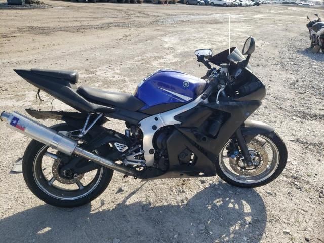 2003 Yamaha YZFR6 L