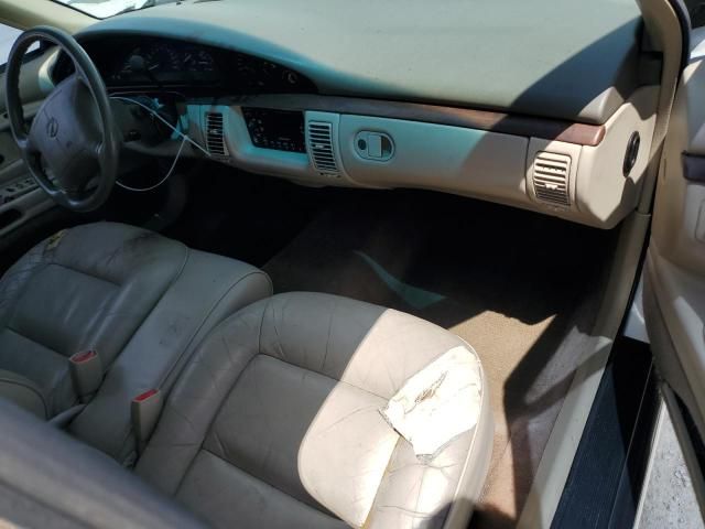 1999 Oldsmobile 88 Base