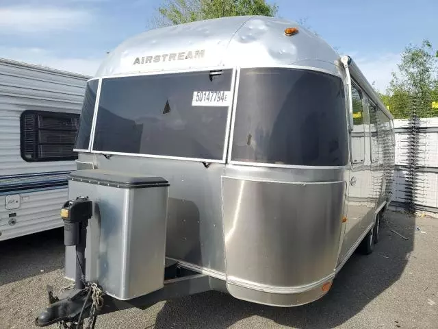 2007 Airstream Camper