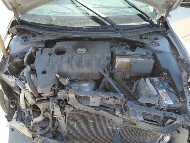 2010 Nissan Altima Base