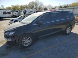 Salvage cars for sale from Copart Rogersville, MO: 2017 Chrysler Pacifica LX