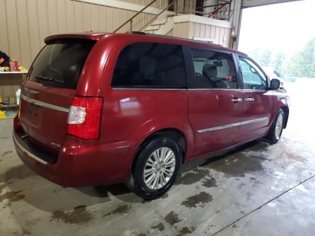 2013 Chrysler Town & Country Limited