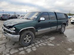 Salvage cars for sale from Copart Indianapolis, IN: 2001 Chevrolet Silverado K1500