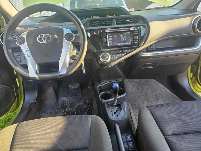 2015 Toyota Prius C