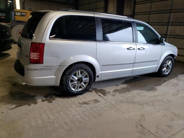 2008 Chrysler Town & Country Limited