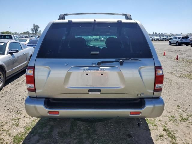 2002 Nissan Pathfinder LE