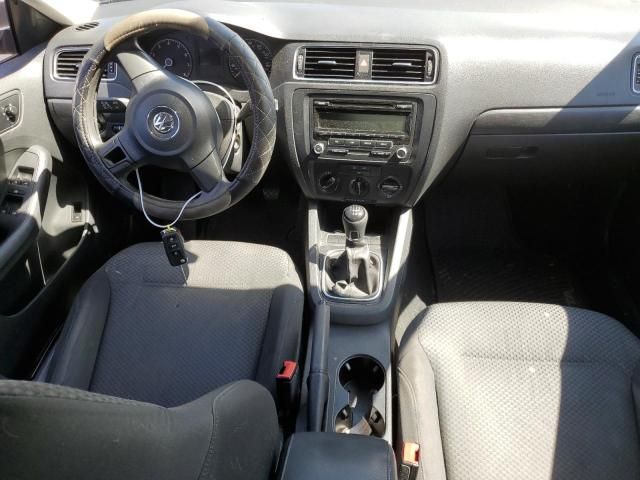 2013 Volkswagen Jetta Base