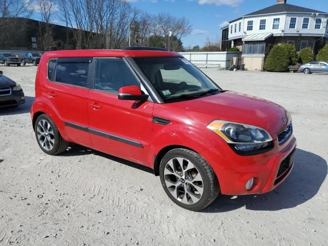 2013 KIA Soul +