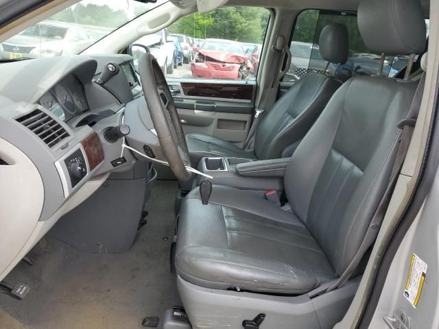 2010 Chrysler Town & Country Touring