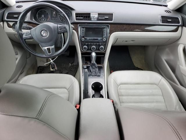 2015 Volkswagen Passat SEL