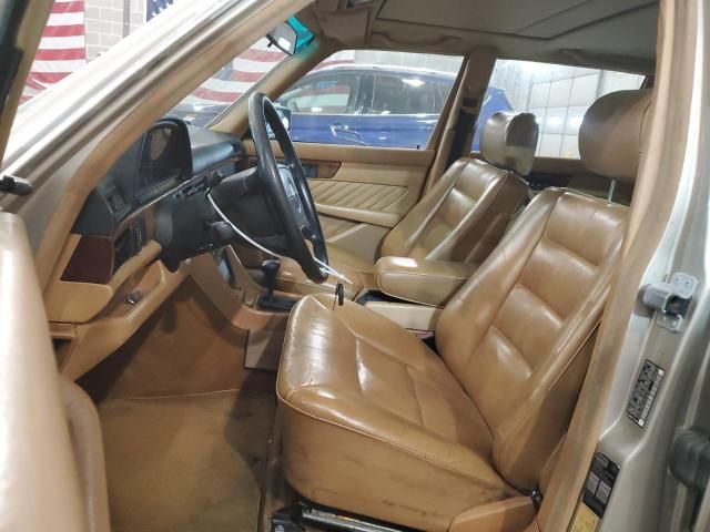 1991 Mercedes-Benz 560 SEL