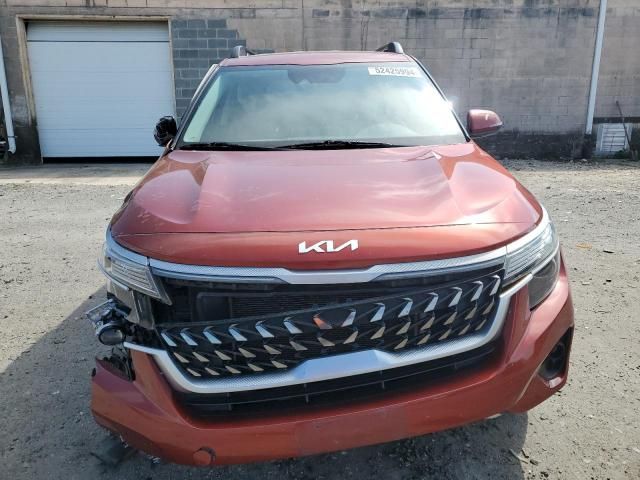 2022 KIA Seltos Nightfall