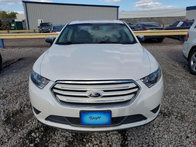 2015 Ford Taurus Limited