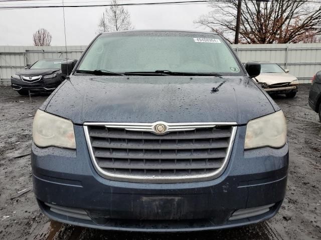 2008 Chrysler Town & Country LX