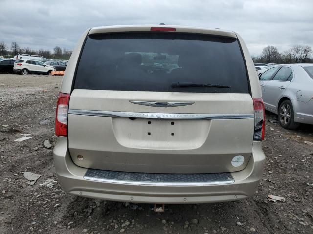 2016 Chrysler Town & Country Touring L