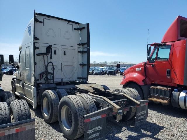 2018 Freightliner Cascadia 125