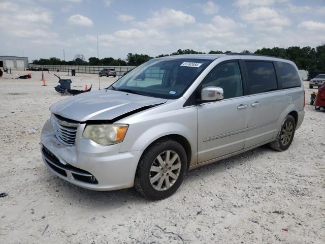 2011 Chrysler Town & Country Touring L